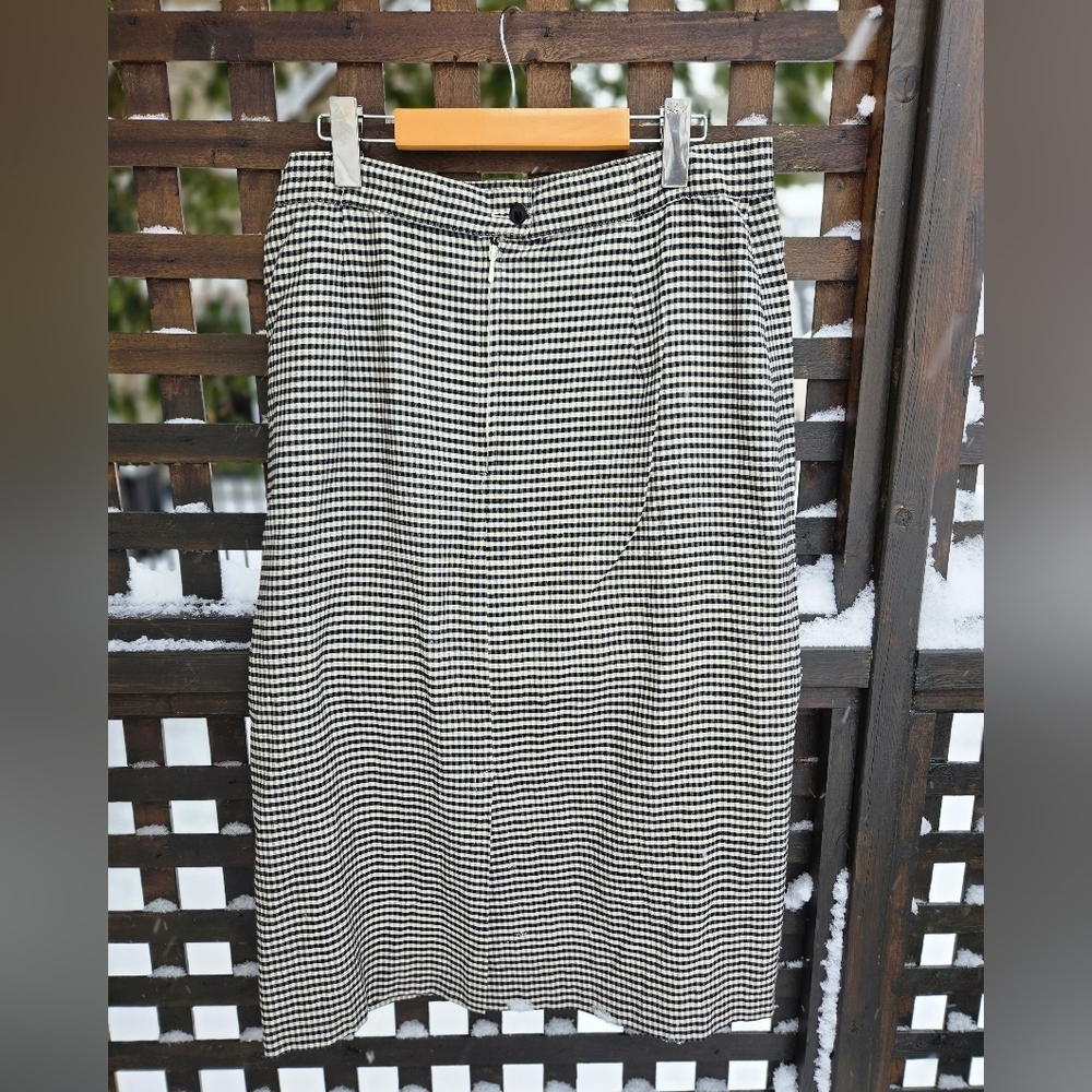 Hand Sewn Pencil Skirt - Picture 5 of 7
